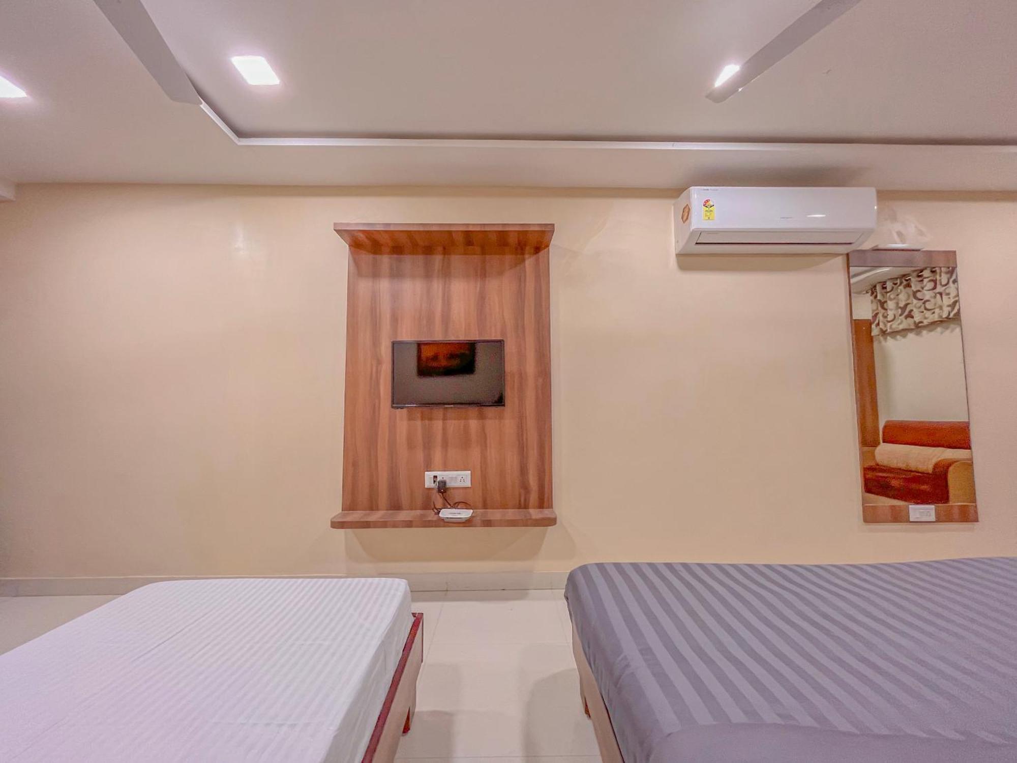 Stayguru Park View Residency Bhuj Exterior photo