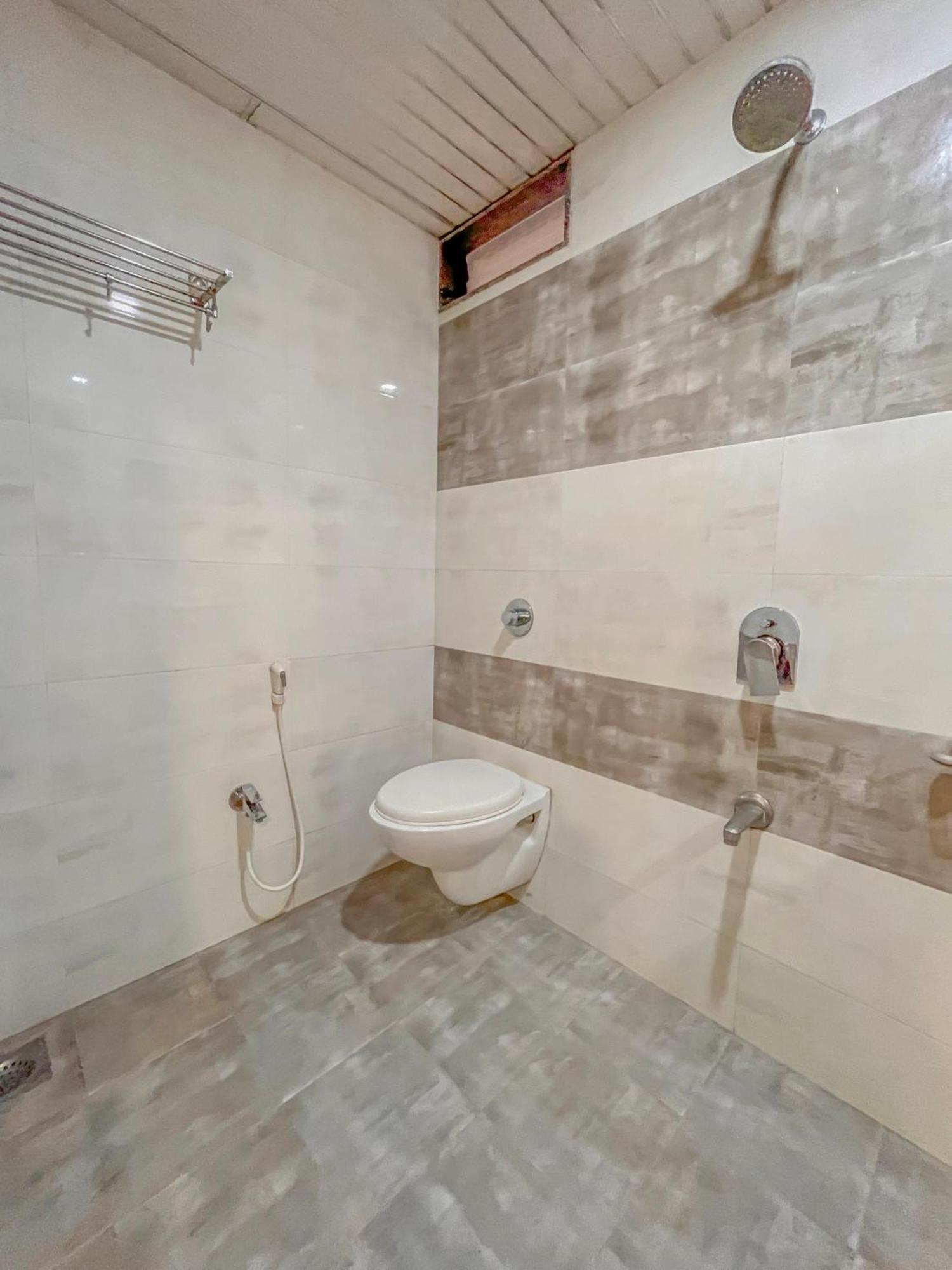 Stayguru Park View Residency Bhuj Exterior photo