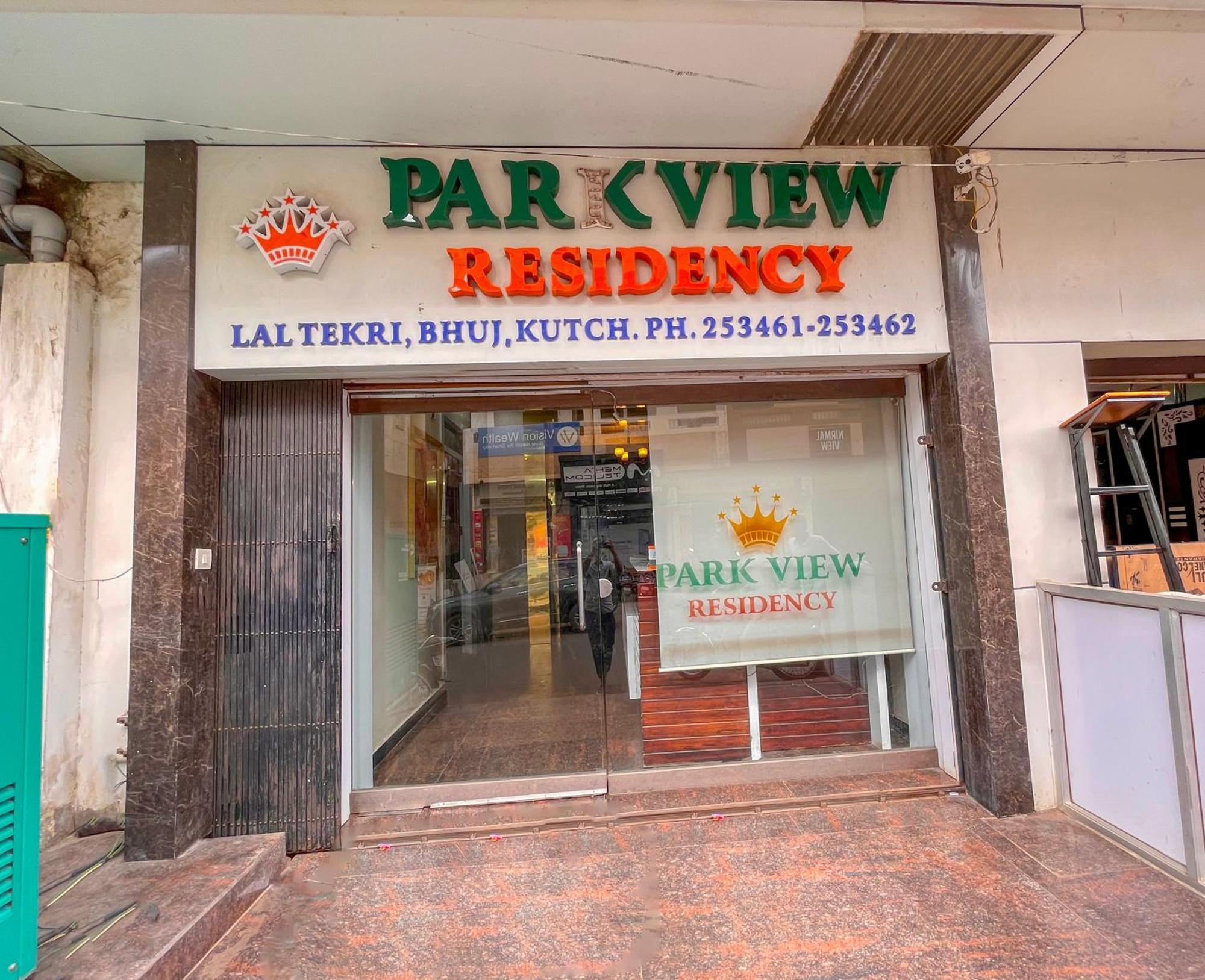 Stayguru Park View Residency Bhuj Exterior photo