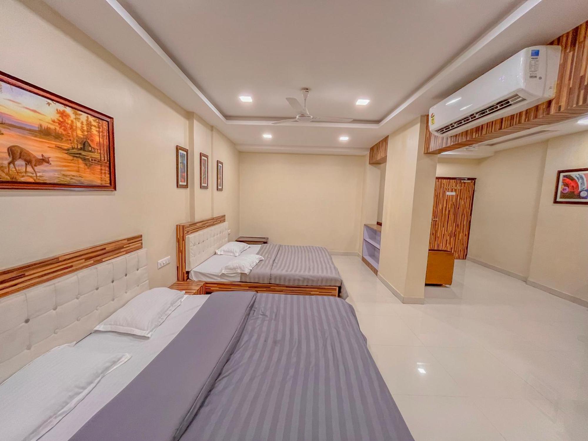 Stayguru Park View Residency Bhuj Exterior photo