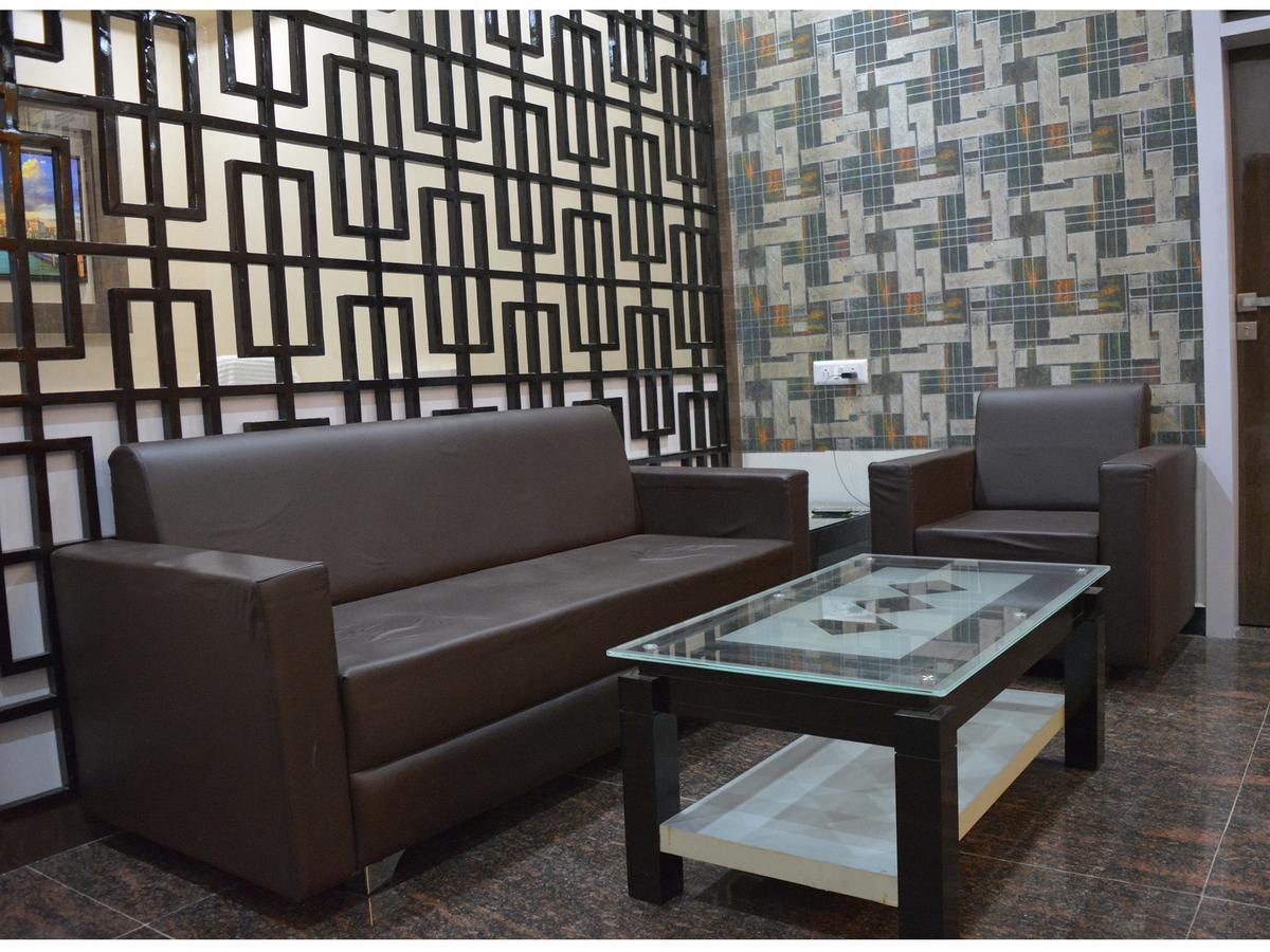 Stayguru Park View Residency Bhuj Exterior photo