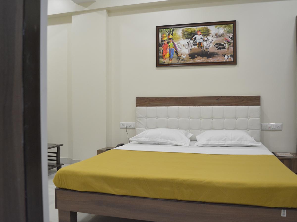 Stayguru Park View Residency Bhuj Exterior photo