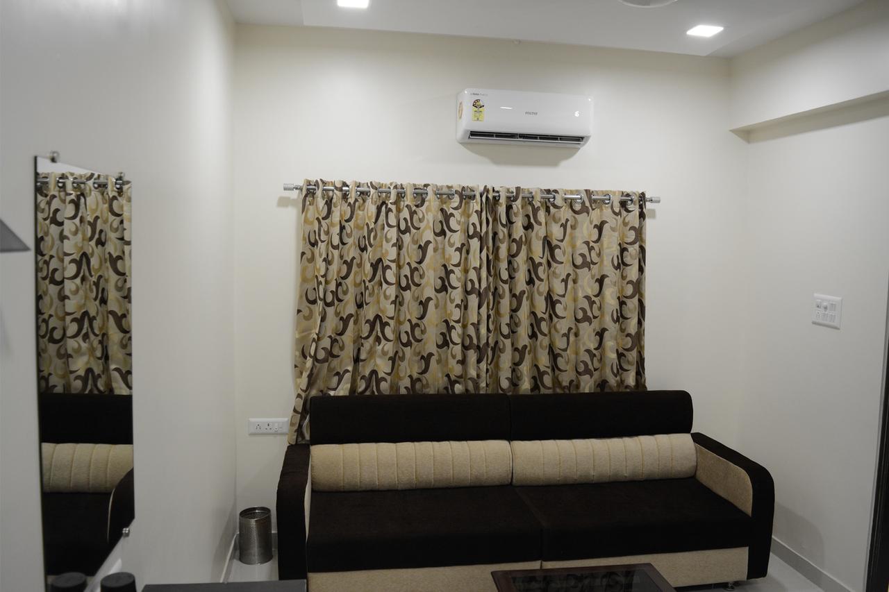 Stayguru Park View Residency Bhuj Exterior photo